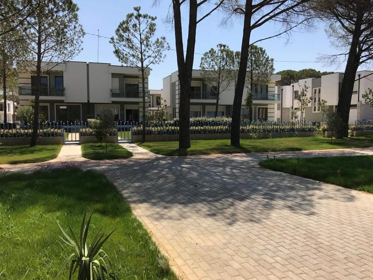 Villa Eden 111, Perla Resort, Bay Of Lalzi Дуррес Экстерьер фото